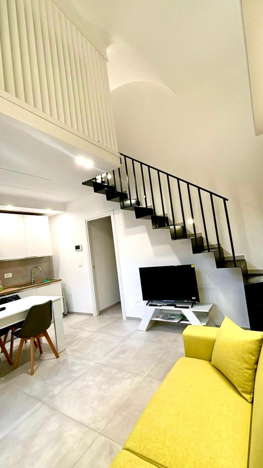Ficurinia S House * CTA